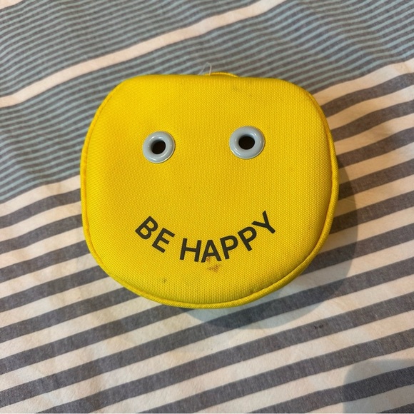 lululemon athletica Daily Essentials Mini Pouch - Picture 5 of 12